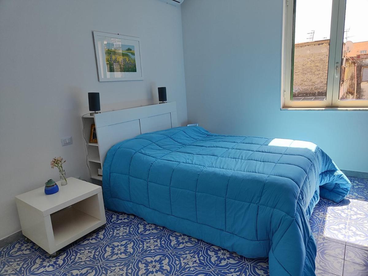 ナポリ La Casa Blu Bed & Breakfast エクステリア 写真