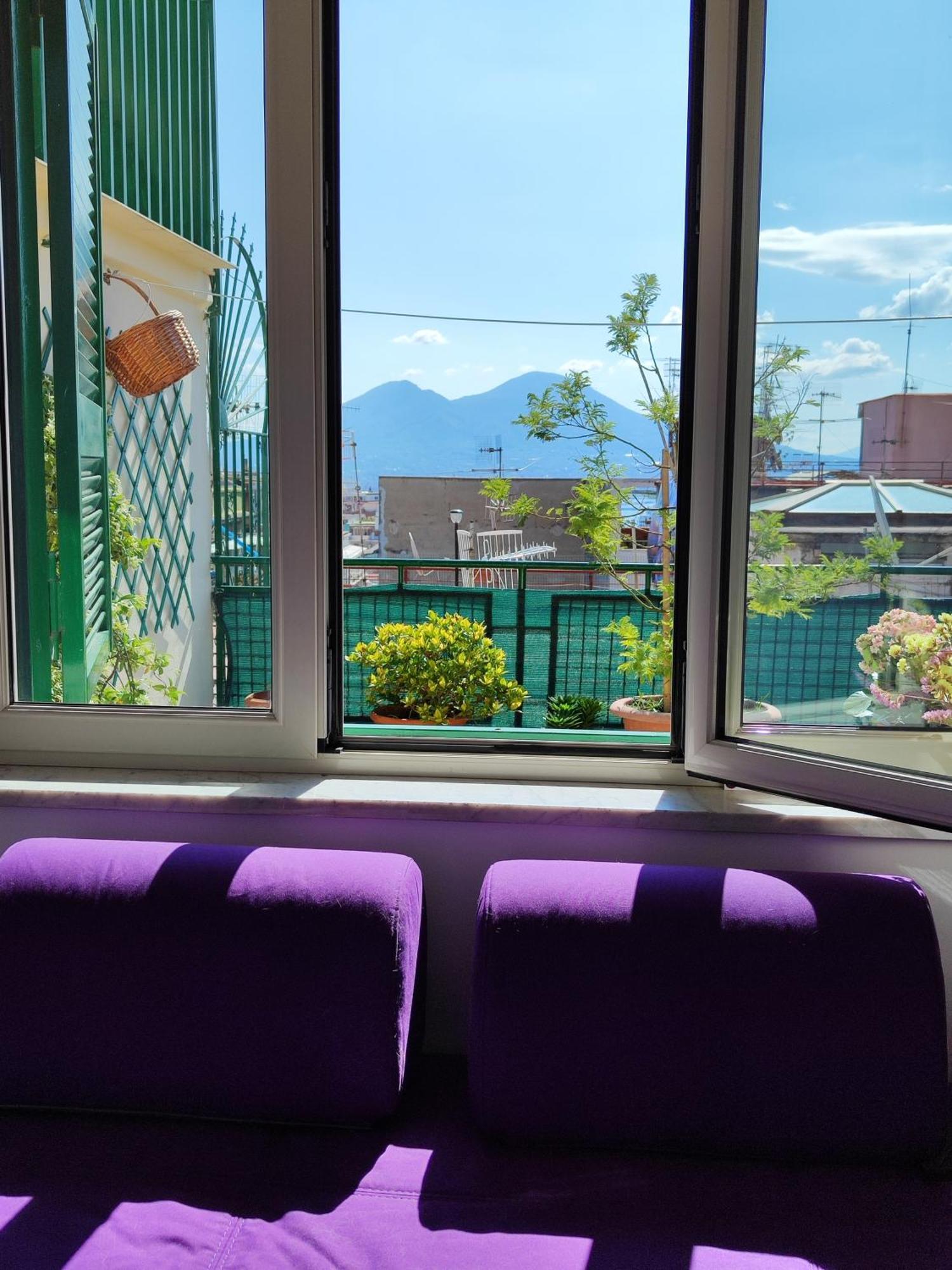 ナポリ La Casa Blu Bed & Breakfast エクステリア 写真